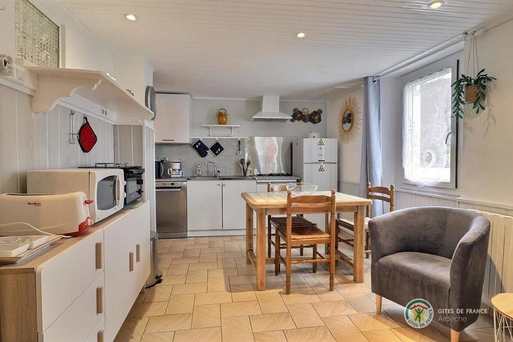 La cuisine et le séjour