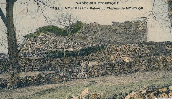Ancienne carte postale des ruines du Château de Montlaur