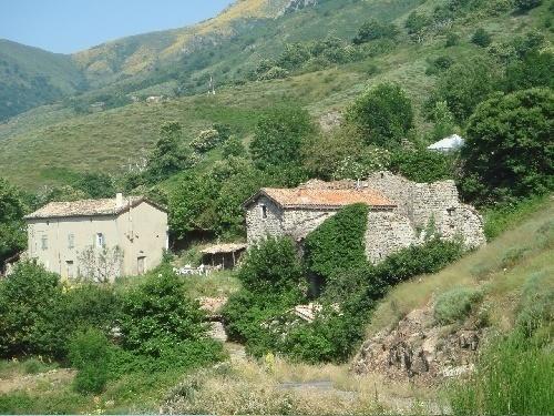 Le hameau de la Clémenterie